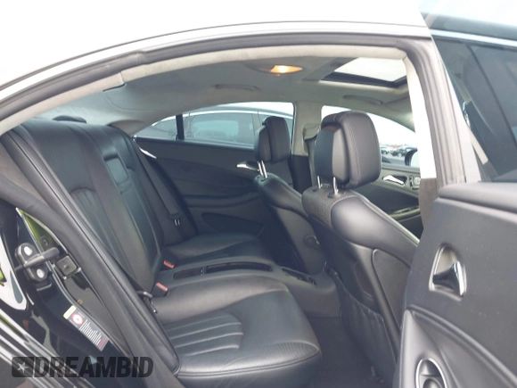 2009 Mercedes-Benz CLS-Class 5.5L with VIN WDDDJ72X99A141289, listed as a IAAI auction lot 41436528 with 126,649 mi miles. Bid and sale history available at carsss.com. Image 8.
