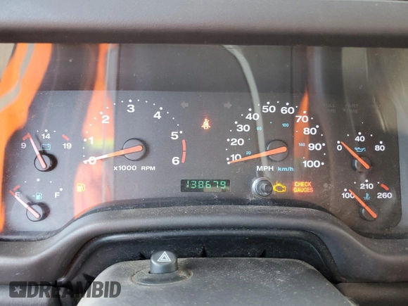 2002 Jeep Wrangler SE with VIN 1J4FA29P82P732805, listed as a Copart auction lot 86017044 with 138,679 mi miles and Salvage Title. Bid and sale history available at DreamBid. Image 9.