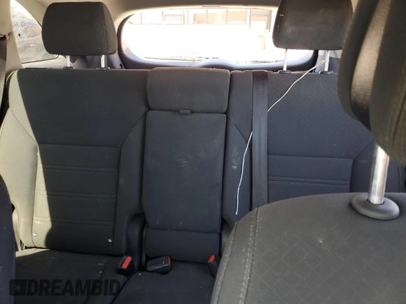 2016 Kia Sorento LX z VIN 5XYPGDA59GG179624, wystawiony jako Copart lot #54528595 z przebiegiem Nie podano mil oraz Szkoda całkowita • Salvage title. Historia ofert i sprzedaży dostępna na DreamBid. Obrazek 10.