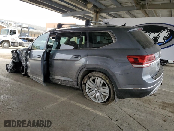 2018 Volkswagen Atlas SEL Premium with VIN 1V2NR2CA7JC576047, listed as a Copart auction lot 55309005 with 137,472 mi miles and Salvage title. Bid and sale history available at DreamBid. Image 2.