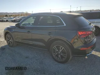 2020 Audi Q5 Premium with VIN WA1G2AFY6L2060055, listed as a Copart auction lot 83662284 with 61,798 mi miles and Salvage Title. Bid and sale history available at carsss.com. Image 2.