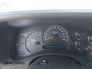 2003 Chevrolet Tahoe LS z VIN 1GNEK13T13J144304, wystawiony jako IAAI lot #41784000 z przebiegiem 363 478 mil mil oraz . Historia ofert i sprzedaży dostępna na DreamBid. Obrazek 7.