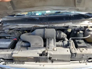 1998 Ford Econoline Cargo with VIN 1FDRE1429WHB71880, listed as a Copart auction lot 46426475 with 218,303 mi miles and Salvage Title. Bid and sale history available at DreamBid. Image 11.