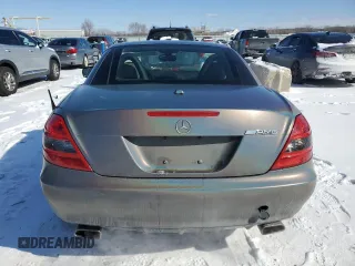 2009 Mercedes-Benz SLK 350 z VIN WDBWK58F19F199871, wystawiony jako Copart lot #45205915 z przebiegiem 115 395 mil mil oraz Szkoda całkowita • Salvage title. Historia ofert i sprzedaży dostępna na DreamBid. Obrazek 6.