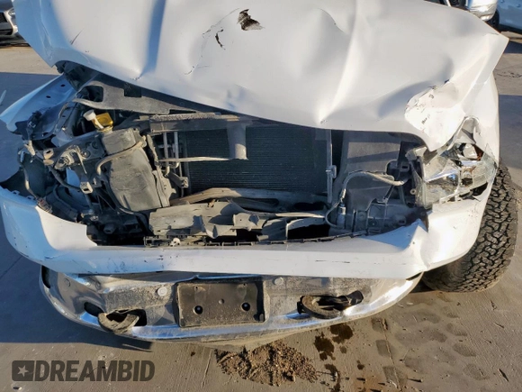 2018 Ram 1500 SLT z VIN 1C6RR7LT7JS158621, wystawiony jako Copart lot #49416695 z przebiegiem 228 656 mil mil oraz Szkoda całkowita • Salvage title. Historia ofert i sprzedaży dostępna na DreamBid. Obrazek 11.