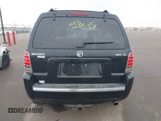 2005 Mercury Mariner Luxury z VIN 4M2CU57115DJ33938, wystawiony jako IAAI lot #42162155 z przebiegiem 174 834 mil mil oraz . Historia ofert i sprzedaży dostępna na DreamBid. Obrazek 16.