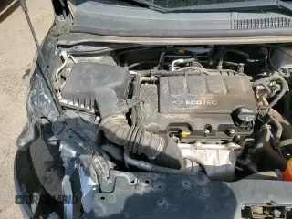 2019 Chevrolet Sonic LS с VIN 1G1JB5SB3K4136220, выставлен на аукционе Copart как лот 50781265 с пробегом 45 308 миль миль и На запчасти • Non repairable. История ставок и продаж доступна на DreamBid. Изображение 13.