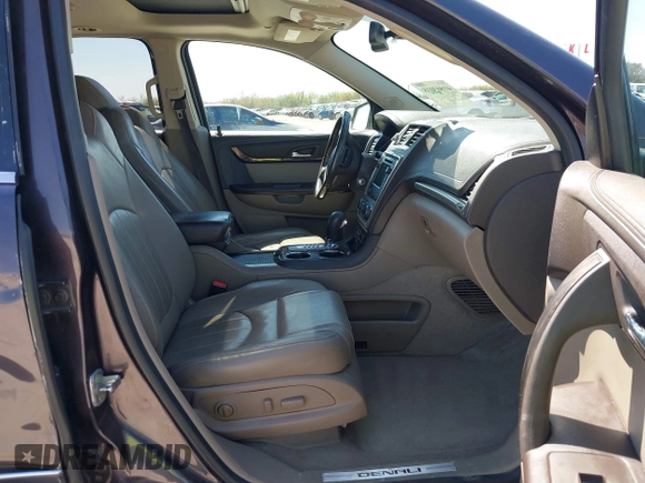 2015 GMC Acadia Denali with VIN 1GKKRTKD4FJ251708, listed as a IAAI auction lot 41803018 with 176,756 mi miles. Bid and sale history available at carsss.com. Image 5.