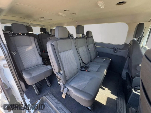 2020 Ford Transit Passenger XL with VIN 1FBAX2Y80LKA32577, listed as a Copart auction lot 54453625 with 181,144 mi miles and Clean title. Bid and sale history available at DreamBid. Image 6.