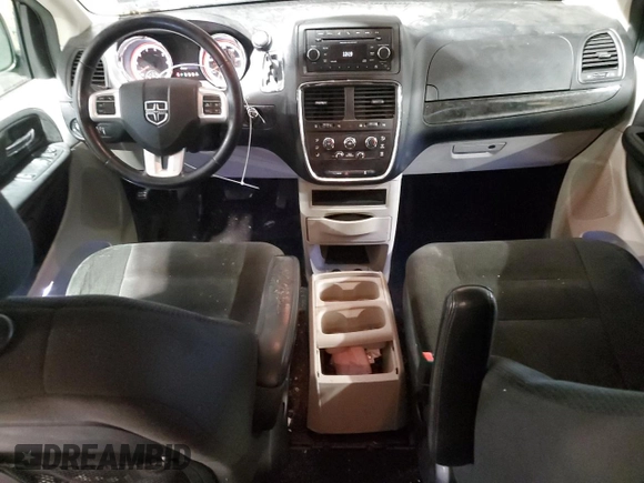 2016 Dodge Grand Caravan SE with VIN 2C4RDGBGXGR178352, listed as a Copart auction lot 88308065 with 121,415 mi miles and Clean Title. Bid and sale history available at DreamBid. Image 8.