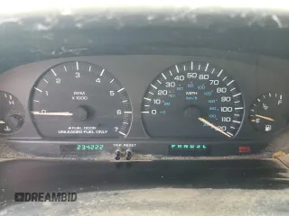 1999 Dodge Caravan SE z VIN 1B4GP44L1XB903520, wystawiony jako Copart lot #47292535 z przebiegiem 234 222 mil mil oraz Czysty tytuł • Clean title. Historia ofert i sprzedaży dostępna na DreamBid. Obrazek 9.
