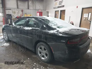 2023 Dodge Charger SXT z VIN 2C3CDXBGXPH571557, wystawiony jako IAAI lot #41581514 z przebiegiem 45 898 mil mil oraz . Historia ofert i sprzedaży dostępna na DreamBid. Obrazek 3.