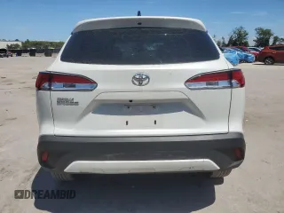 2022 Toyota Corolla Cross L with VIN 7MUAAAAG6NV028639, listed as a Copart auction lot 61252535 with 25,583 mi miles and Non repairable. Bid and sale history available at DreamBid. Image 6.