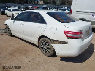 2011 Toyota Camry LE with VIN 4T4BF3EK1BR151994, listed as a IAAI auction lot 41773400 with 1 mi miles. Bid and sale history available at carsss.com. Image 3.
