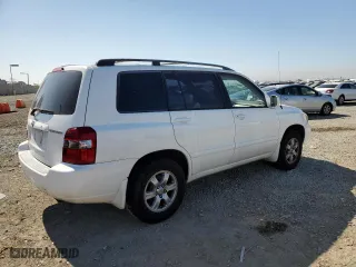 2006 Toyota Highlander w/3rd Row with VIN JTEDP21A260114912, listed as a Copart auction lot 46855825 with 226,582 mi miles and Clean Title. Bid and sale history available at carsss.com. Image 3.