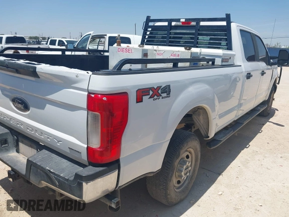 2019 Ford F-250 XL с VIN 1FT7W2B63KEF60966, выставлен на аукционе IAAI как лот 42731380 с пробегом 214 421 миль миль и . История ставок и продаж доступна на DreamBid. Изображение 4.