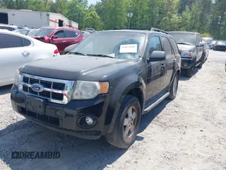 2008 Ford Escape XLT с VIN 1FMCU931X8KB06459, выставлен на аукционе IAAI как лот 42055096 с пробегом 156 316 миль миль и . История ставок и продаж доступна на DreamBid. Изображение 17.