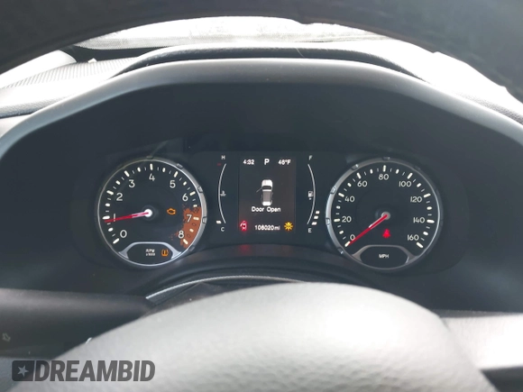 2016 Jeep Renegade Latitude with VIN ZACCJBBT8GPC87587, listed as a IAAI auction lot 41640863 with 106,020 mi miles. Bid and sale history available at carsss.com. Image 7.