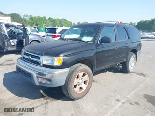 2000 Toyota 4Runner with VIN JT3GM84R0Y0055378, listed as a IAAI auction lot 42062404 with 327,746 mi miles. Bid and sale history available at carsss.com. Image 2.