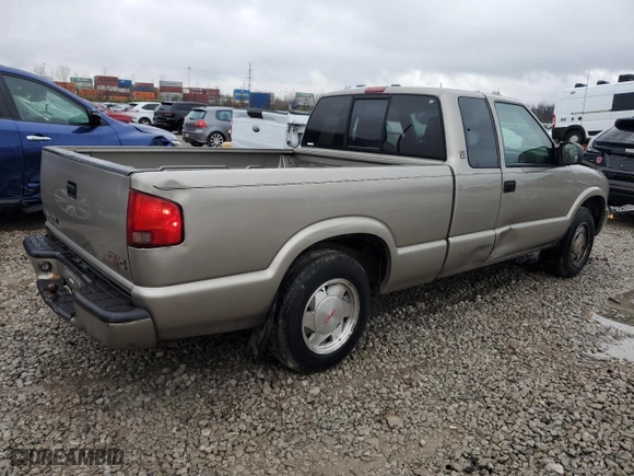 2002 GMC Sonoma SLS with VIN 1GTCS19W528206102, listed as a Copart auction lot 80454554 with 86,511 mi miles and Salvage Title. Bid and sale history available at carsss.com. Image 3.