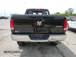 2018 Ram 2500 Tradesman z VIN 3C6UR5CJ4JG289185, wystawiony jako Copart lot #55427695 z przebiegiem 90 809 mil mil oraz Szkoda całkowita • Salvage title. Historia ofert i sprzedaży dostępna na DreamBid. Obrazek 6.