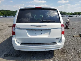 2014 Chrysler Town & Country Limited with VIN 2C4RC1GG7ER461197, listed as a Copart auction lot 59426574 with 96,068 mi miles and Salvage Title. Bid and sale history available at DreamBid. Image 6.