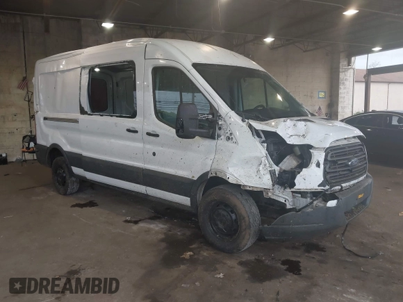 2015 Ford Transit Cargo z VIN 1FTNR2CM1FKA40154, wystawiony jako IAAI lot #42210986 z przebiegiem 164 324 mil mil oraz . Historia ofert i sprzedaży dostępna na DreamBid. Obrazek 1.
