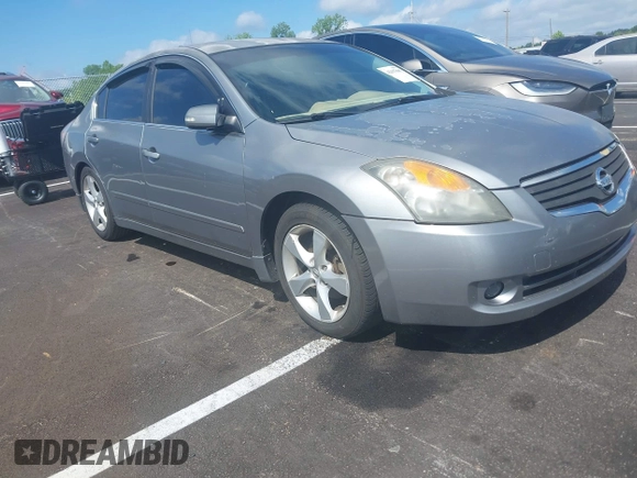 2008 Nissan Altima SE z VIN 1N4BL21E88N436802, wystawiony jako IAAI lot #42197865 z przebiegiem 173 898 mil mil oraz . Historia ofert i sprzedaży dostępna na DreamBid. Obrazek 1.