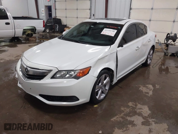 2014 Acura ILX z VIN 19VDE1F35EE006166, wystawiony jako IAAI lot #41320730 z przebiegiem 203 151 mil mil oraz . Historia ofert i sprzedaży dostępna na DreamBid. Obrazek 2.