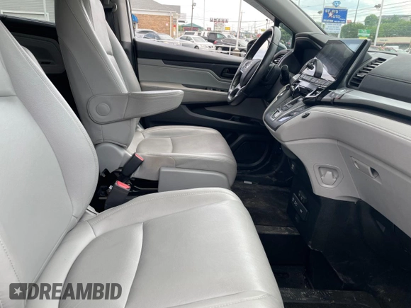 2019 Honda Odyssey EX-L with VIN 5FNRL6H77KB122457, listed as a Copart auction lot 55848825 with 62,462 mi miles and Salvage Title. Bid and sale history available at carsss.com. Image 5.