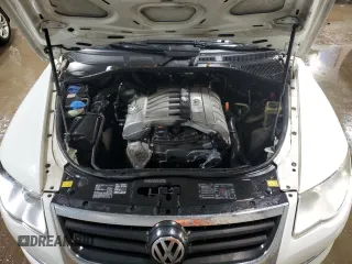 2008 Volkswagen Touareg V6 с VIN WVGBE77L18D001404, выставлен на аукционе Copart как лот 51045355 с пробегом 120 082 миль миль и Списание • Salvage title. История ставок и продаж доступна на DreamBid. Изображение 11.