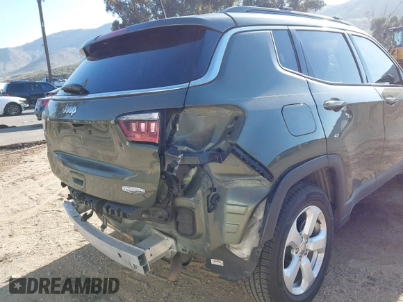 2018 Jeep Compass Latitude with VIN 3C4NJCBB2JT462065, listed as a IAAI auction lot 41985263 with 38,863 mi miles. Bid and sale history available at carsss.com. Image 18.