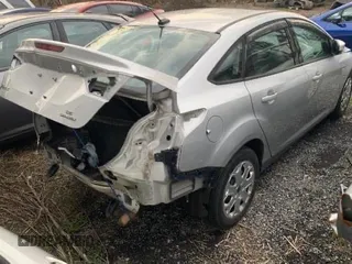 2015 Ford Focus SE с VIN 1FADP3F26FL317477, выставлен на аукционе Copart как лот 60255715 с пробегом 115 151 миль миль и Чистый • Clean title. История ставок и продаж доступна на DreamBid. Изображение 4.
