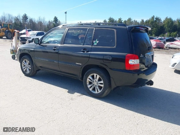 2006 Toyota Highlander Hybrid with VIN JTEEW21A660023732, listed as a IAAI auction lot 41916187 with 327,093 mi miles. Bid and sale history available at carsss.com. Image 3.