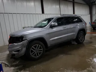 2020 Jeep Grand Cherokee Laredo E z VIN 1C4RJFAG9LC283925, wystawiony jako Copart lot #57824155 z przebiegiem 211 943 mil mil oraz Szkoda całkowita • Salvage title. Historia ofert i sprzedaży dostępna na DreamBid. Obrazek 1.