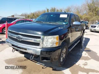 2013 Chevrolet Silverado 1500 LT with VIN 3GCPKSE70DG106167, listed as a IAAI auction lot 41745580 with 205,870 mi miles. Bid and sale history available at carsss.com. Image 17.