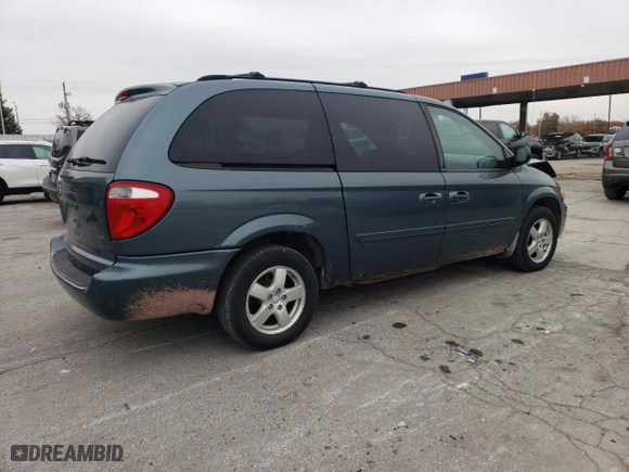 2006 Dodge Grand Caravan SXT with VIN 2D4GP44LX6R865372, listed as a Copart auction lot 80543244 with 216,856 mi miles and Salvage Title. Bid and sale history available at carsss.com. Image 3.