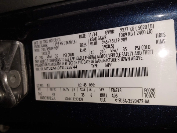 2015 Lincoln MKC with VIN 5LMTJ2AH0FUJ28744, listed as a IAAI auction lot 41888775 with 145,872 mi miles. Bid and sale history available at carsss.com. Image 9.