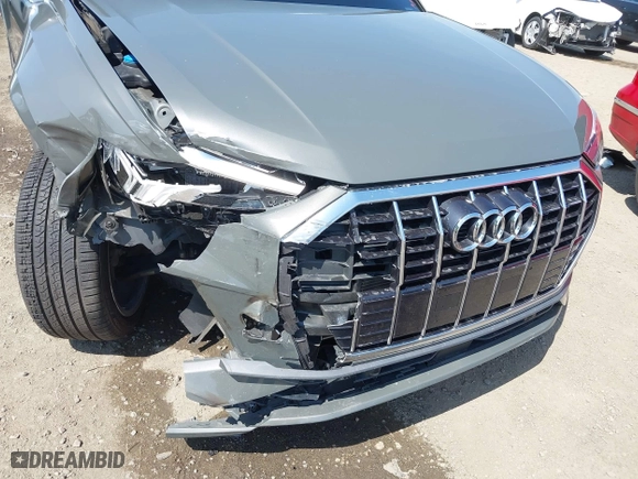 2020 Audi Q3 S line Premium Plus with VIN WA1EECF39L1060779, listed as a IAAI auction lot 41985997 with 46,422 mi miles. Bid and sale history available at carsss.com. Image 6.
