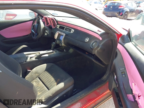 2013 Chevrolet Camaro LS с VIN 2G1FA1E3XD9245862, выставлен на аукционе IAAI как лот 41720626 с пробегом 189 722 миль миль и . История ставок и продаж доступна на DreamBid. Изображение 5.