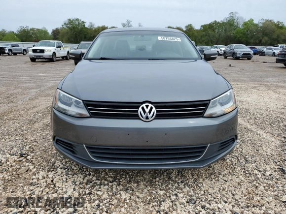 2013 Volkswagen Jetta Sedan SE w/Convenience/Sunroof with VIN 3VWBP7AJ3DM386286, listed as a Copart auction lot 50793825 with 105,627 mi miles and Salvage Title. Bid and sale history available at carsss.com. Image 5.