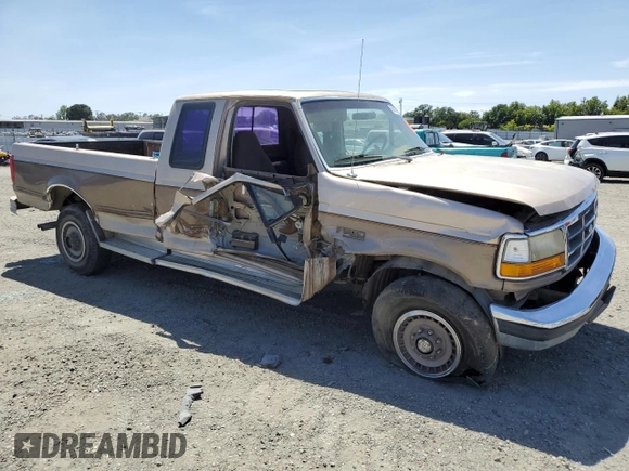 1992 Ford F-250 с VIN 1FTHX26G8NKA90766, выставлен на аукционе Copart как лот 56868745 с пробегом Не указан миль и Списание • Salvage title. История ставок и продаж доступна на DreamBid. Изображение 4.