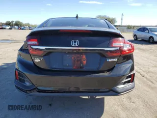 2018 Honda Clarity with VIN JHMZC5F1XJC011632, listed as a Copart auction lot 71693242 with 137,475 mi miles. Bid and sale history available at carsss.com. Image 6.
