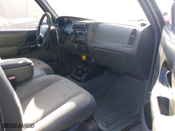 2001 Ford Ranger XL Fleet with VIN 1FTZR15U01PA42952, listed as a IAAI auction lot 41511355 with 143,544 mi miles. Bid and sale history available at carsss.com. Image 5.
