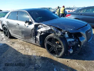 2021 Chrysler 300 S с VIN 2C3CCABT9MH515876, выставлен на аукционе IAAI как лот 41273626 с пробегом 39 076 миль миль и . История ставок и продаж доступна на DreamBid. Изображение 1.