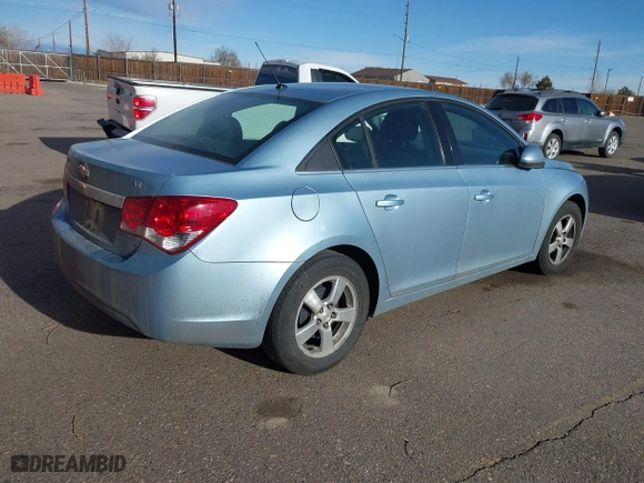 2011 Chevrolet Cruze LT w/1FL with VIN 1G1PE5S96B7302811, listed as a IAAI auction lot 41862239 with 77,969 mi miles. Bid and sale history available at carsss.com. Image 4.