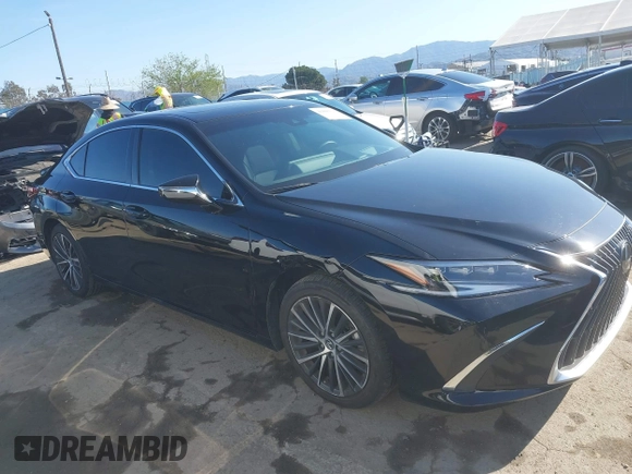 2024 Lexus ES with VIN 58ADA1C1XRU041495, listed as a IAAI auction lot 41808119 with 84,553 mi miles. Bid and sale history available at carsss.com. Image 13.
