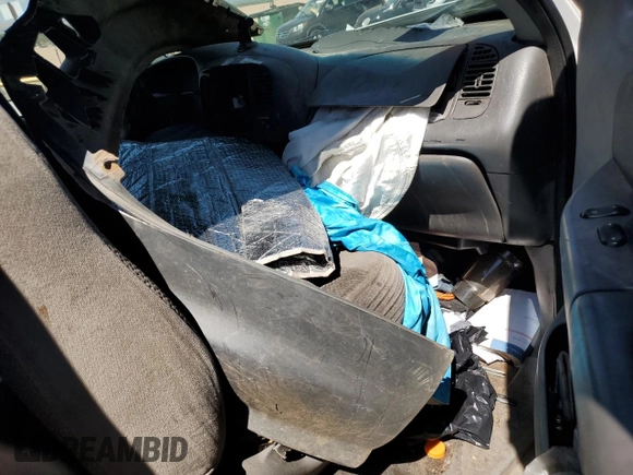 2000 Ford F-150 XL with VIN 1FTZF0727YKA84301, listed as a Copart auction lot 71593544 with 0 mi miles and Salvage Title. Bid and sale history available at carsss.com. Image 8.