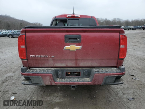 2020 Chevrolet Colorado 4WD Z71 z VIN 1GCGTDEN8L1201046, wystawiony jako Copart lot #46695215 z przebiegiem 73 454 mil mil oraz Szkoda całkowita • Salvage title. Historia ofert i sprzedaży dostępna na DreamBid. Obrazek 6.
