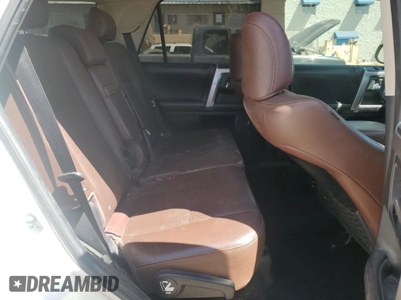 2017 Toyota 4Runner SR5 с VIN JTEBU5JR5H5428888, выставлен на аукционе Copart как лот 51862235 с пробегом Не указан миль и Списание • Salvage title. История ставок и продаж доступна на DreamBid. Изображение 12.